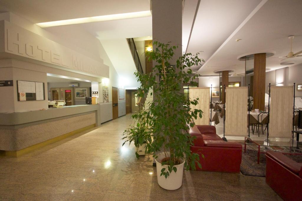Hotel Milano Pistoia Bagian luar foto